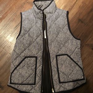 J Crew Black/Ivory Herringbone vest! Size M